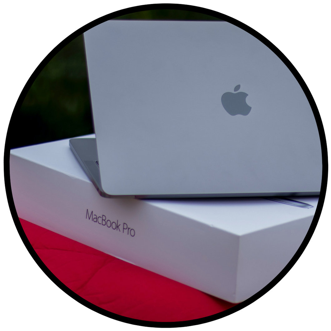 Apple Macbook Pro (USED)