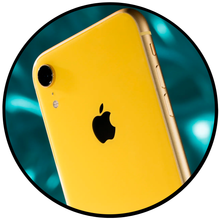 Load image into Gallery viewer, UNLOCKED IPHONE XR  (USED)